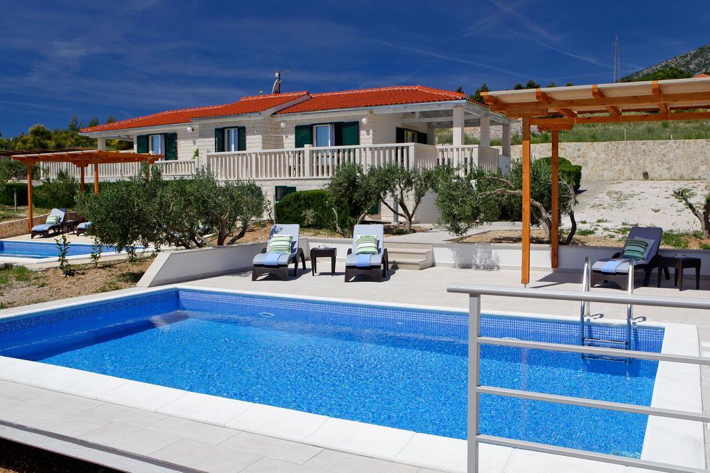 Holiday Homes Oliva Bol Room photo
